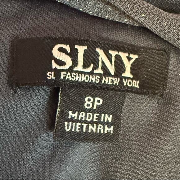 SL Fashions Women's Sparkle Mesh Capelet Ruched Gown Smoke Sz 8P Petite - Picture 6 of 9